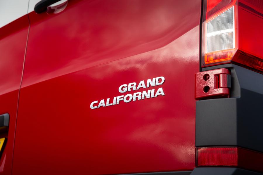 Логотип Volkswagen Grand California 600 2019 года  (UK) (фото 3 из 20)